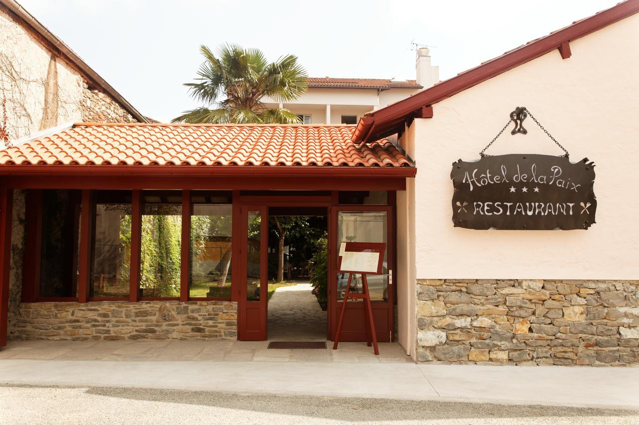 Hotel-Restaurant De La Paix Saint-Palais  Exteriör bild