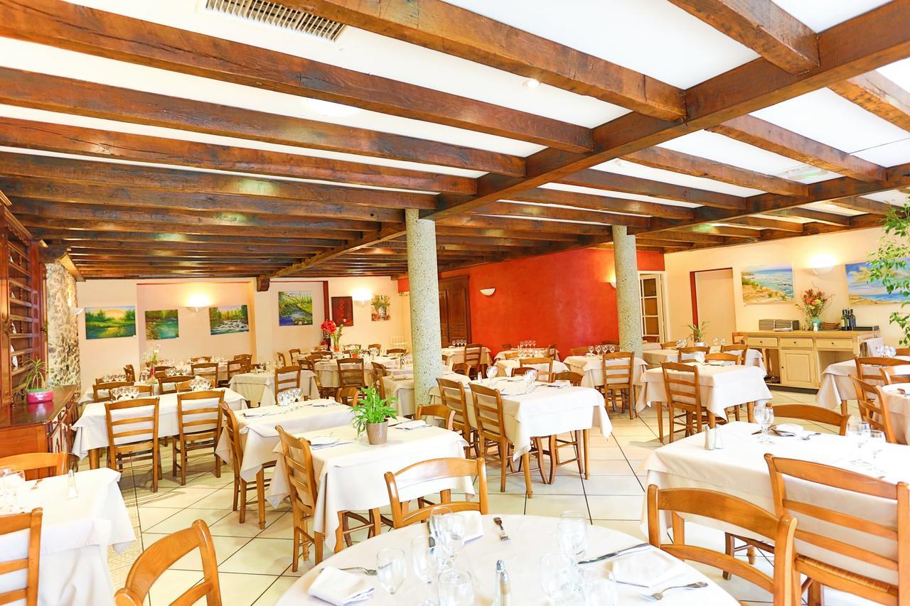 Hotel-Restaurant De La Paix Saint-Palais  Exteriör bild